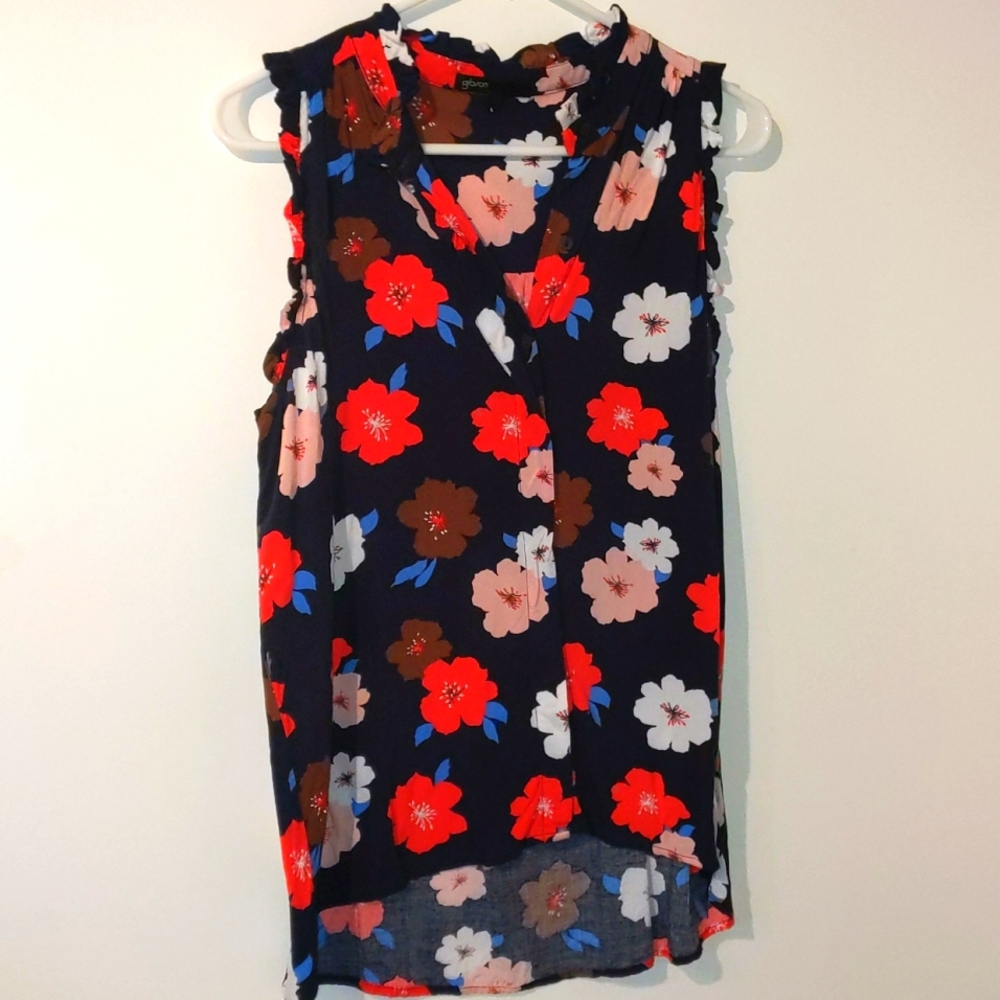 Sleeveless button down blouse